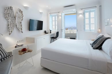 Junior Pool Suite - Private Caldera Sea Sunset view