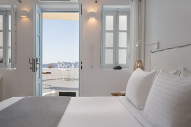 Junior Suite - Private Caldera Sea Sunset view