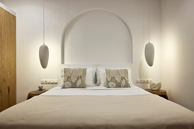 Dash Milos - Image 6