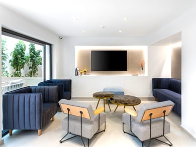 Days City Suites - Image 6