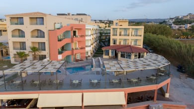 Dedalos Beach Hotel - Image 6