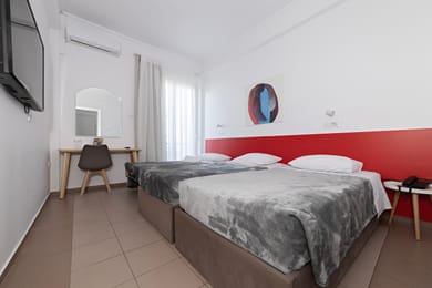 Single Beds Room | Sea View