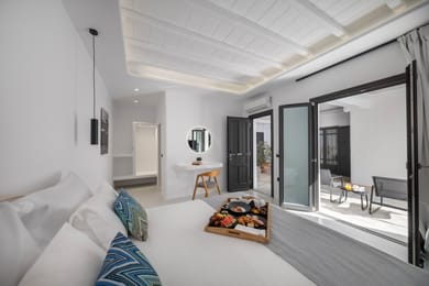 Family Suite Side Sea View Outdoor Hot Tub