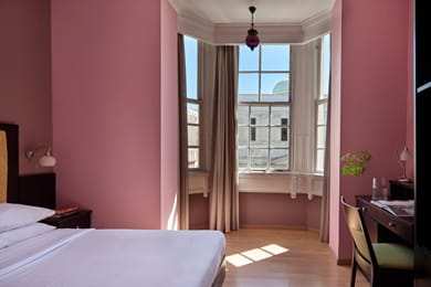 Delphi Art Hotel - Image 5