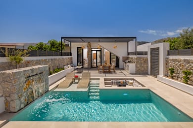 Delta Exclusive Pool Suites - Image 2