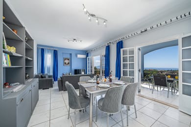 Dennis Apartments Fiskardo - Image 4