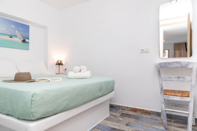 Depis luxury suites/ superior apartment for 5