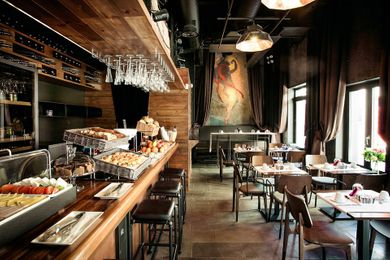 Diamond Suites Thessaloniki - Image 2