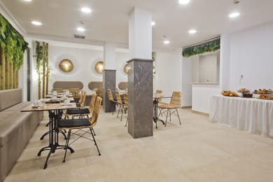 Diana Art Boutique Hotel - Image 7