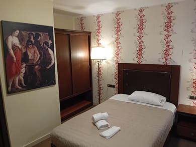 Dias Hotel - Image 7