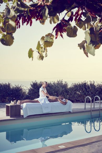 Diles & Rinies Villas Tinos - Image 6