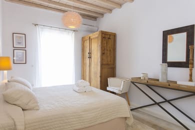 Azurite - 3 Bedroom Villa in Psarou with Private Heated Pool