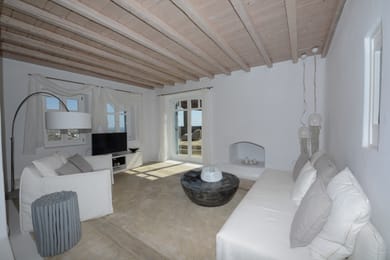 Azurite - 3 Bedroom Villa in Psarou with Private Heated Pool