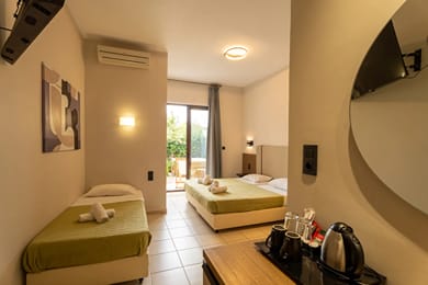 Triple Room with Jacuzzi