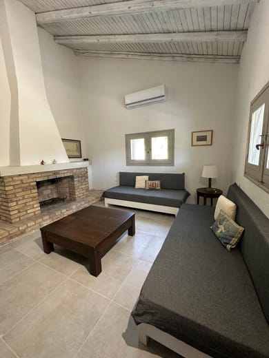 Kyklamino House with Sharing Pool