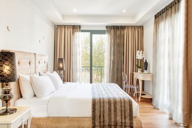 Dioni Boutique Hotel - Image 2