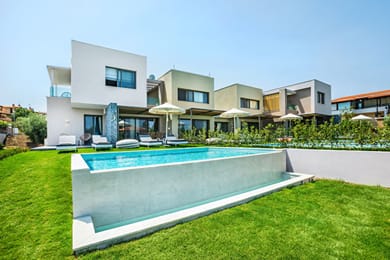 Dionisos Luxury Villas - Image 4