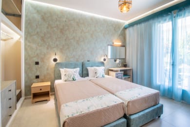 Deluxe Triple Studio