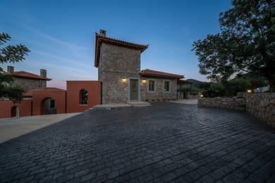 Dio Escapes Villas - Image 4