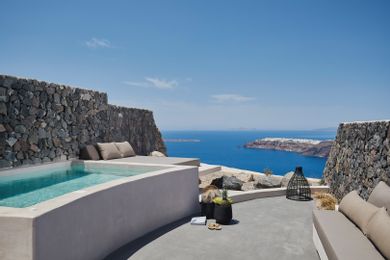 Divine Grand Suite with Private Jacuzzi