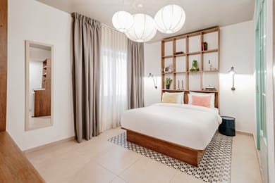 Next door Athens - Image 7