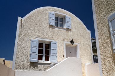 Dolphins Apartments Santorini - Image 7
