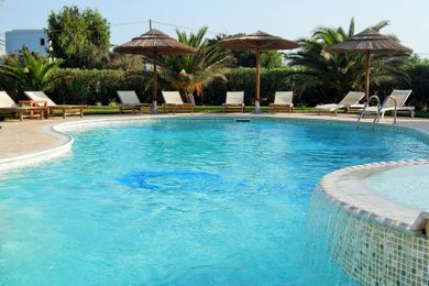 Dolphin Kastraki Studios & Apartments - Image 5