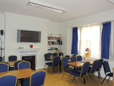 Dolphin Inn - Image 3