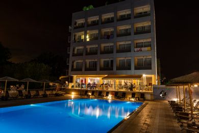 Dolphin Resort Hotel & Conference Attica - Image 7