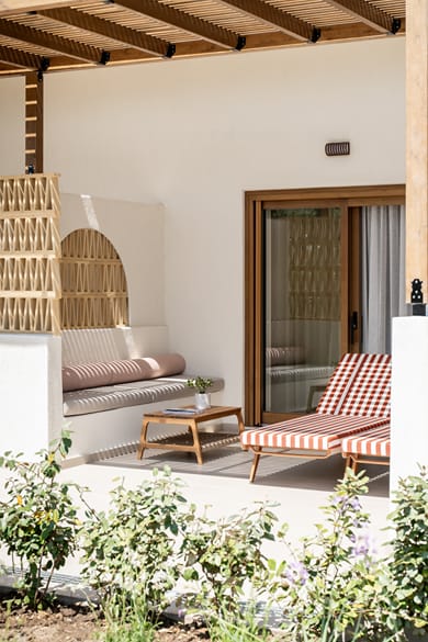 Dome Island Skiathos - Image 3