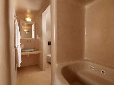 King Suite with Private Outdoor Jacuzzi and Secluded Terrace