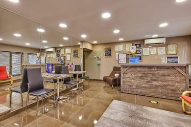 Dorian Boutique Hotel - Apartments - Image 4