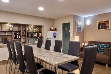 Dorian Boutique Hotel - Apartments - Image 5
