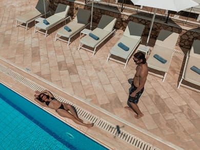 Dracos Hotel - Image 2