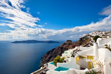 Orfeas Private Pool and Jacuzzi Suite