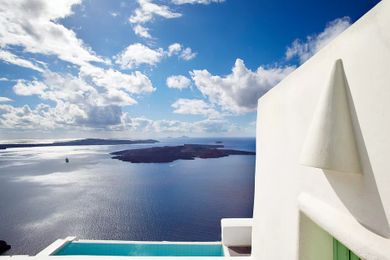 Dreams Luxury Suites Santorini - Image 5