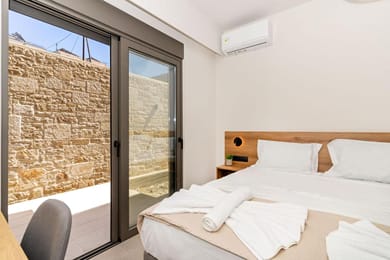 Dreta Suites Chania - Image 7
