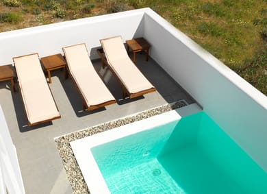 "Drops" Entire Private Villa * Pool * Jacuzzi * 5 BDR