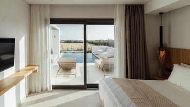 2 Bedroom Sea View Deluxe Suite with Private Pool