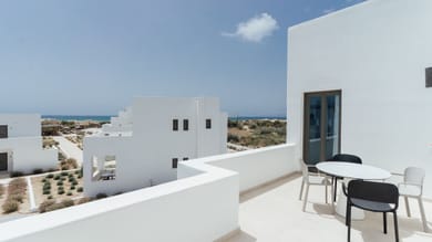 Family 2 Room Partial Sea View Suite