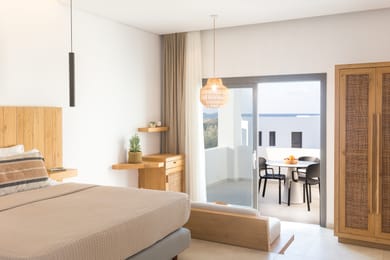 Deluxe Partial Sea View Suite
