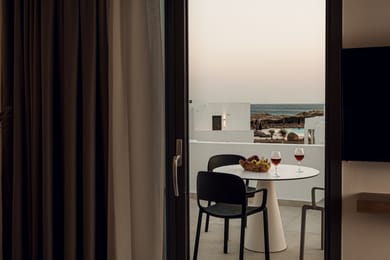 Grande Partial Sea View Suite