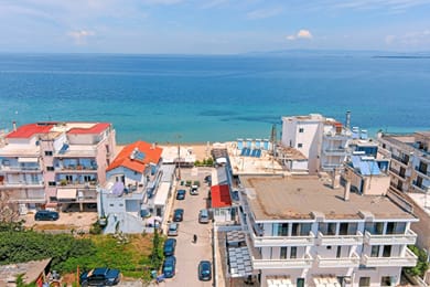 Eantos Studios & Suites - Image 4