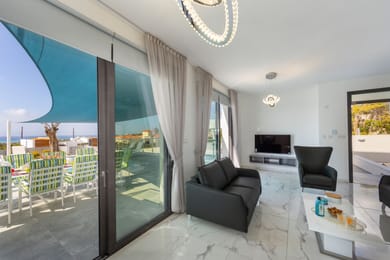 Villa Aldebaran | Five Bedroom Villa with Private Swimming Pool