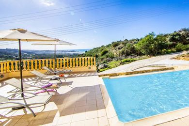 Villa Aqua View | Three Bedroom Villa with Private Swimming Pool