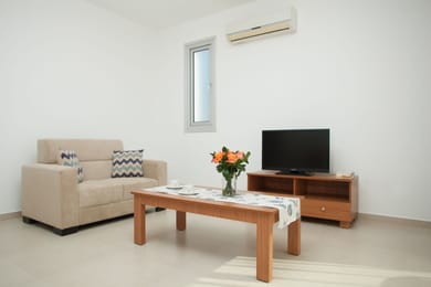 Villa Coral Bay 10 | Three Bedroom Villa with Private Swimming Pool