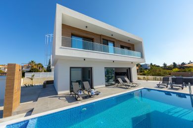 Villa Marlene | Three Bedroom Villa with Private Swimming Pool