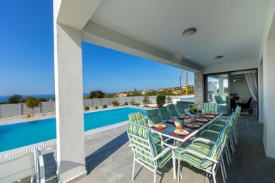 Villa Pleiades | Five Bedroom Villa with Private Swimming Pool