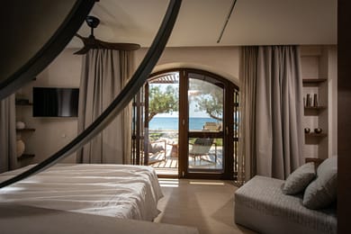 The Echo Of The Sea - Image 5