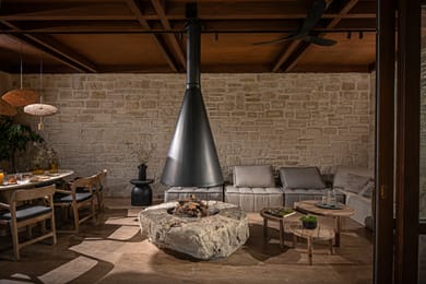 The Echo Of The Sea - Image 6